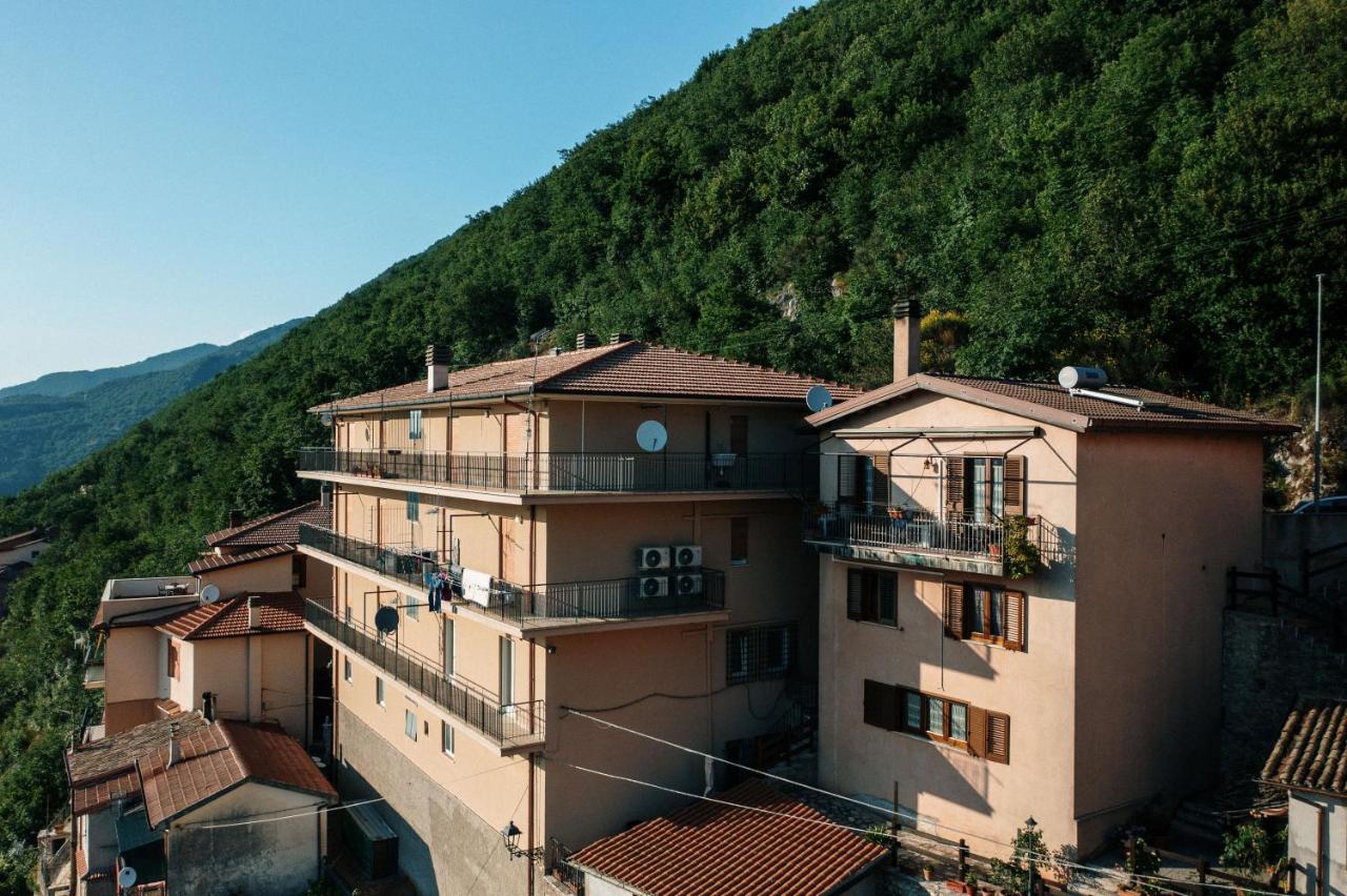 Apartamento La Vista Panoramica Piu Bella Ascrea Exterior foto