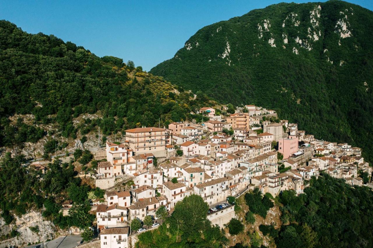 Apartamento La Vista Panoramica Piu Bella Ascrea Exterior foto