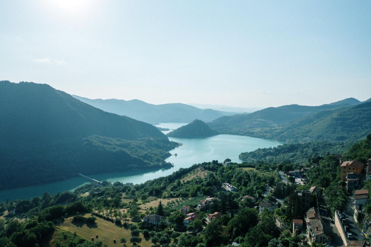 Apartamento La Vista Panoramica Piu Bella Ascrea Exterior foto